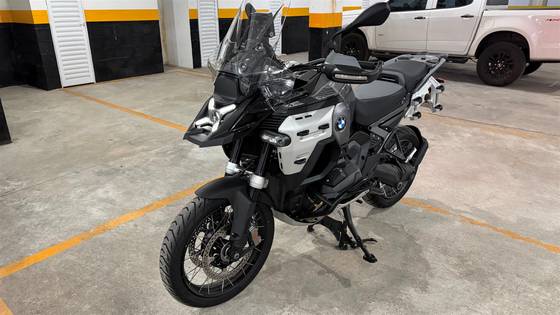 BMW R 1300 GS ADVENTURE TRIPLE BLACK BMW R 1300 GS ADVENTURE TRIPLE BLACK